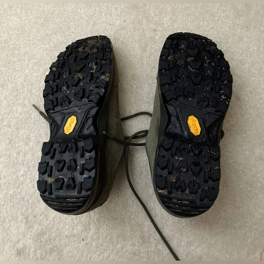 Lowa Athletic HIKING Shoes - Picture 9 of 9